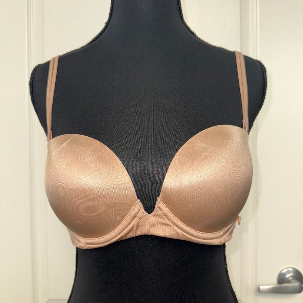 Victoria’s Secret Very Sexy Push-Up Bra – Nude, Approx. 32C